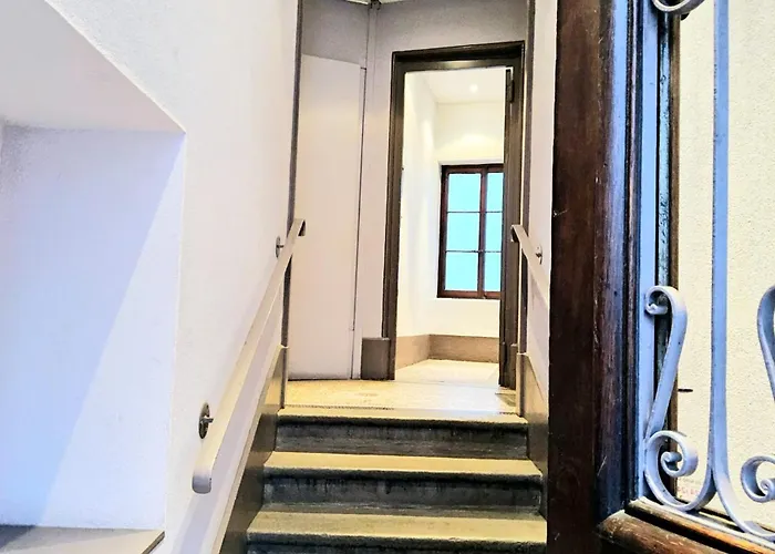 منزل للإقامة Simple Au Coeur De Montreux, Proche Du