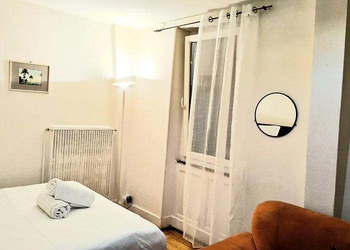 Simple Au Coeur De Montreux, Proche Du Δωμάτια σε οικογενειακή κατοικία *