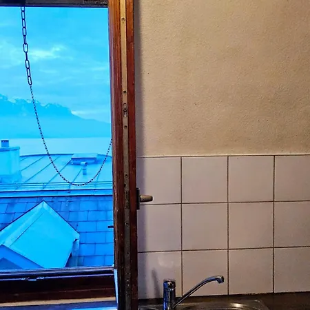 Simple Au Coeur De Montreux, Proche Du * Montreux